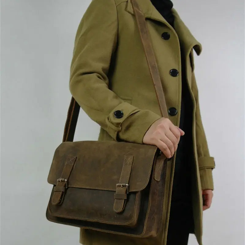 Bolsa de ombro vintage de couro louco cavalo, bolsa mensageiro cruzada masculina, bolsa de lazer genuína de couro, 2020