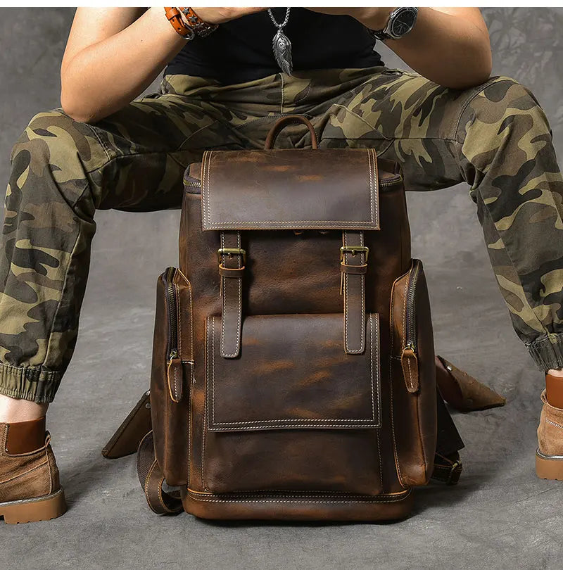 Vintage cavalo louco mochila de couro genuíno dos homens bagpack escalada mochila masculino grande caminhadas mochila m814
